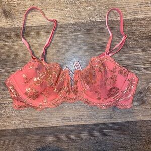 Victoria's Secret Pink Floral Lace Bra